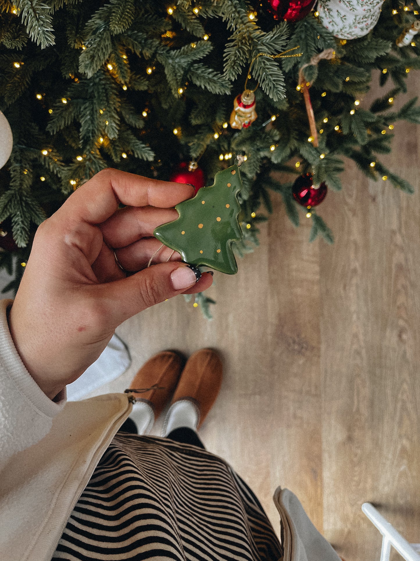 Ornement en céramique