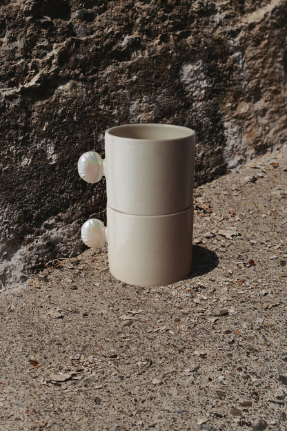 Tasse anse coquillage - Opalescente