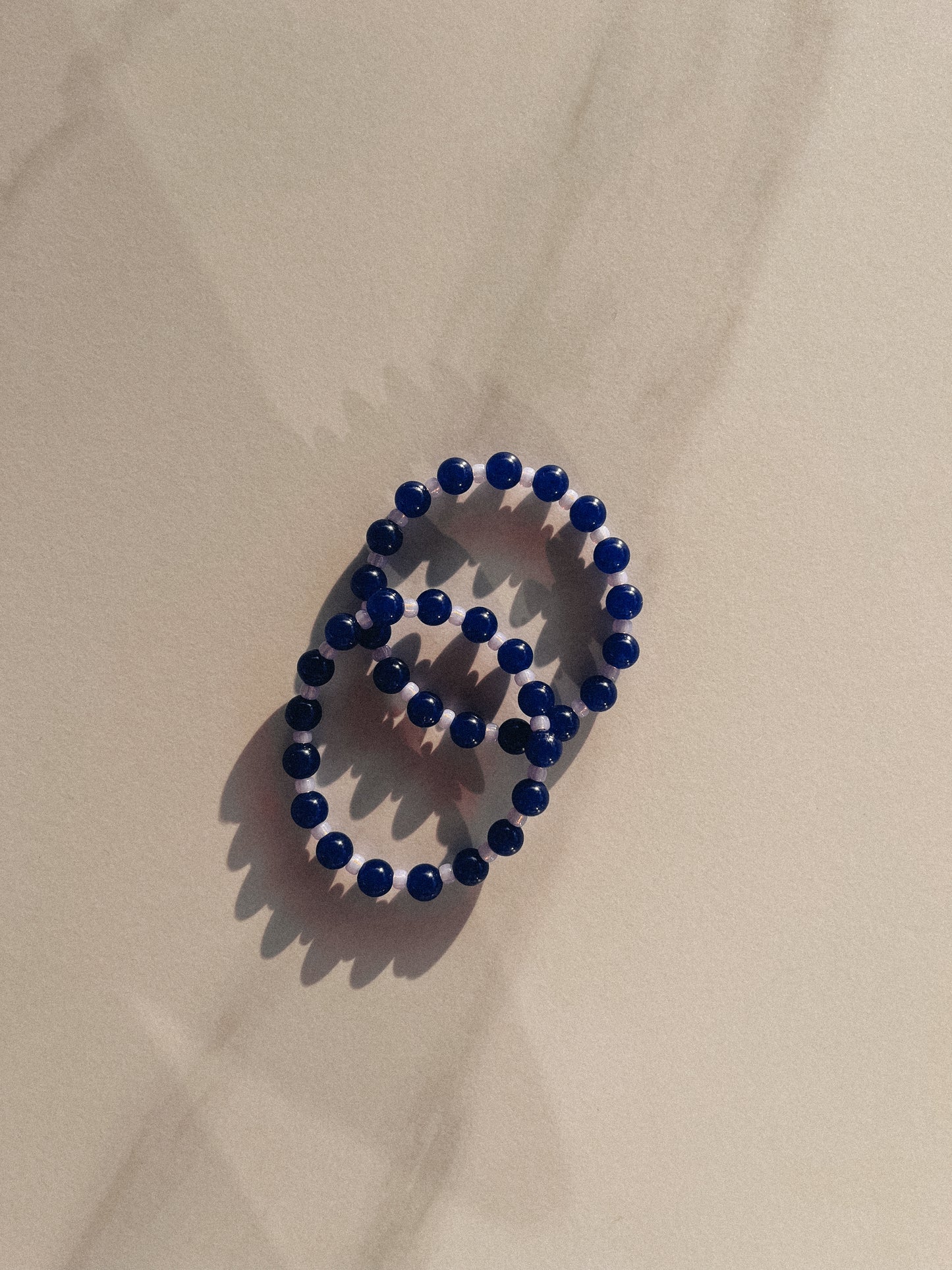 Bracelet de perles et de pierres